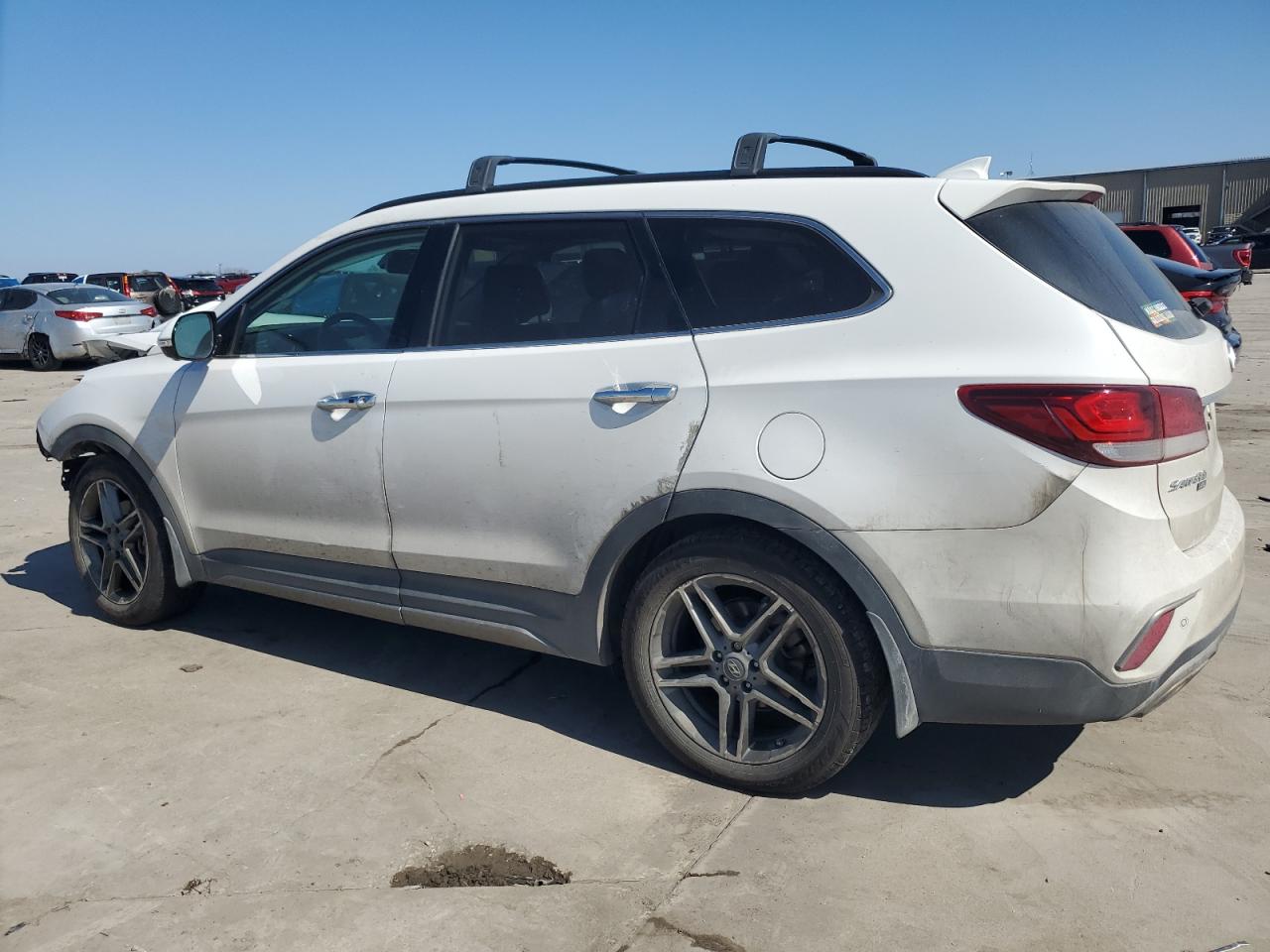 2019 Hyundai Santa Fe - Image 2