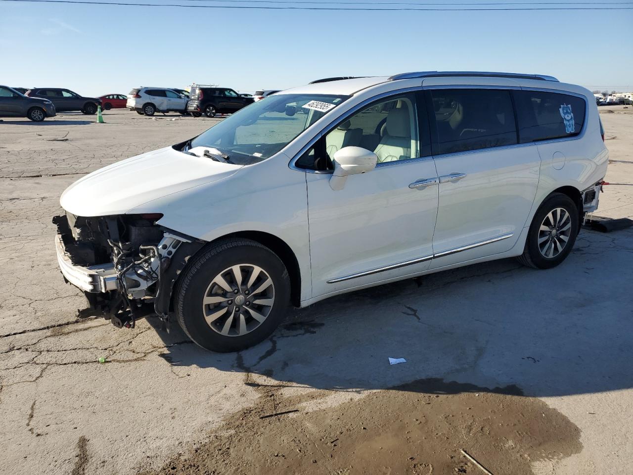 2020 Chrysler Pacifica - Image 1