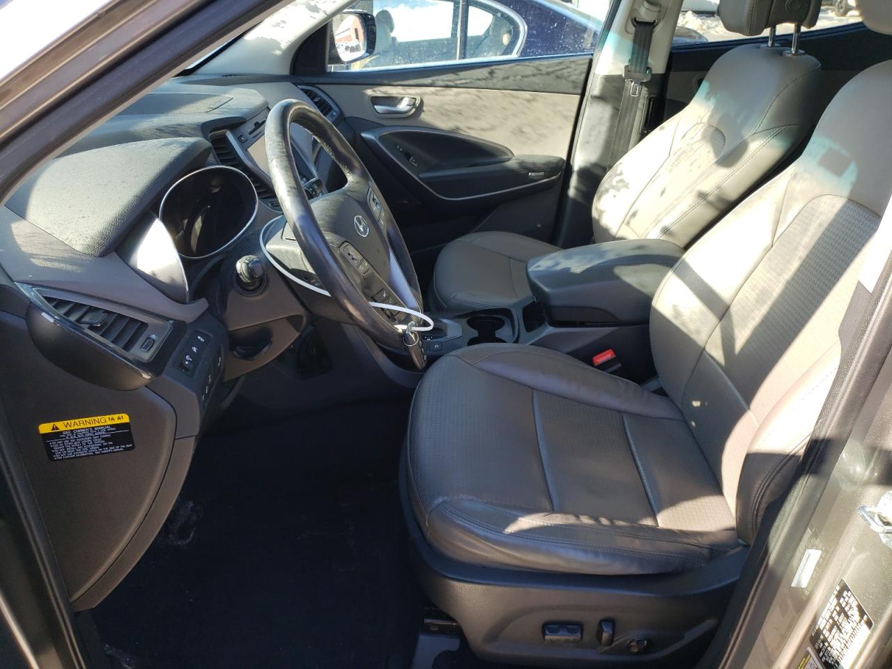 2014 Hyundai Santa Fe - Image 7