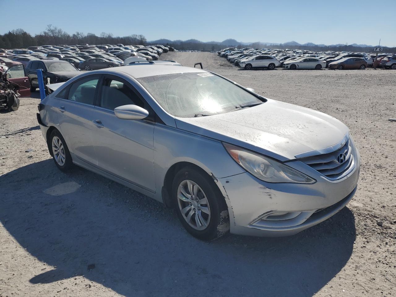 2011 Hyundai Sonata - Image 4