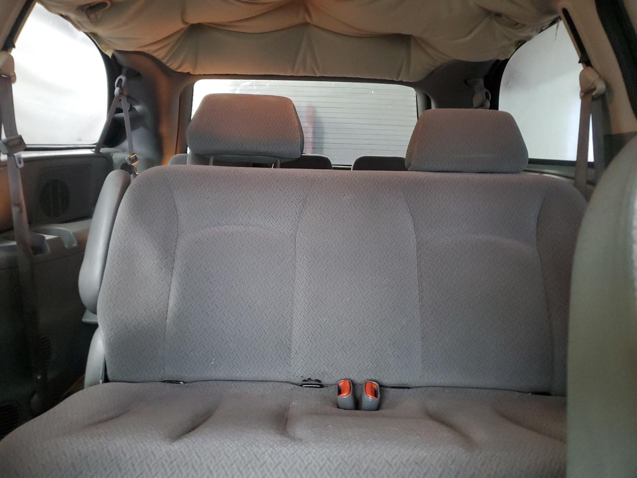 2007 Dodge Caravan - Image 10