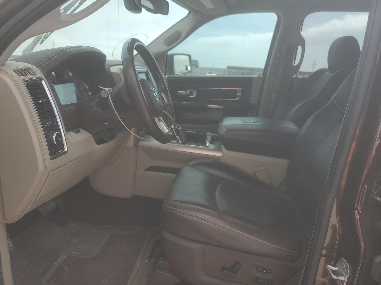 2014 RAM 1500 - Image 7
