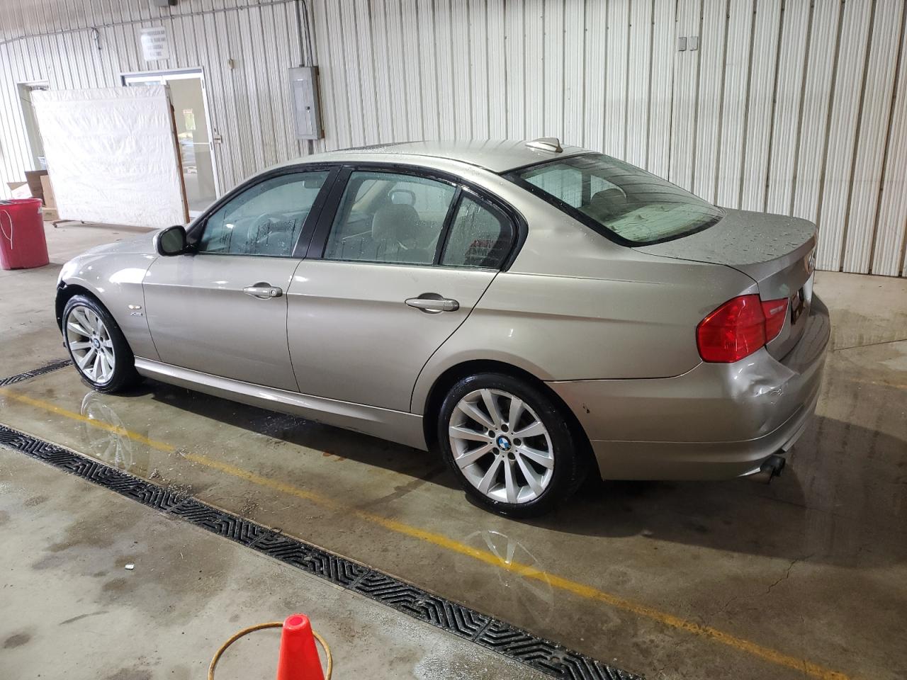 2011 BMW 3er - Image 2