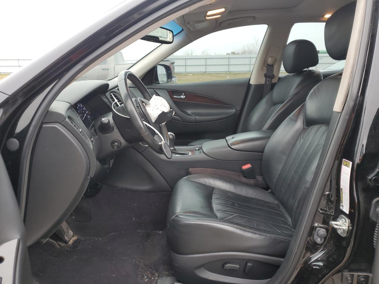 2017 Infiniti QX50 - Image 7