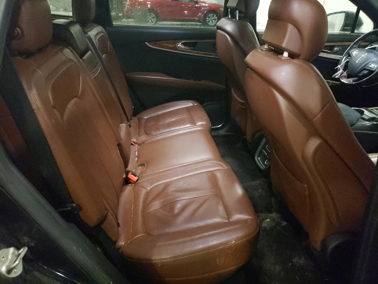 2016 Lincoln MKX - Image 11