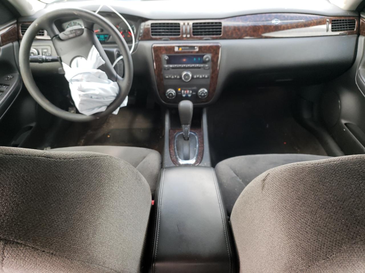 2015 Chevrolet Impala - Image 8