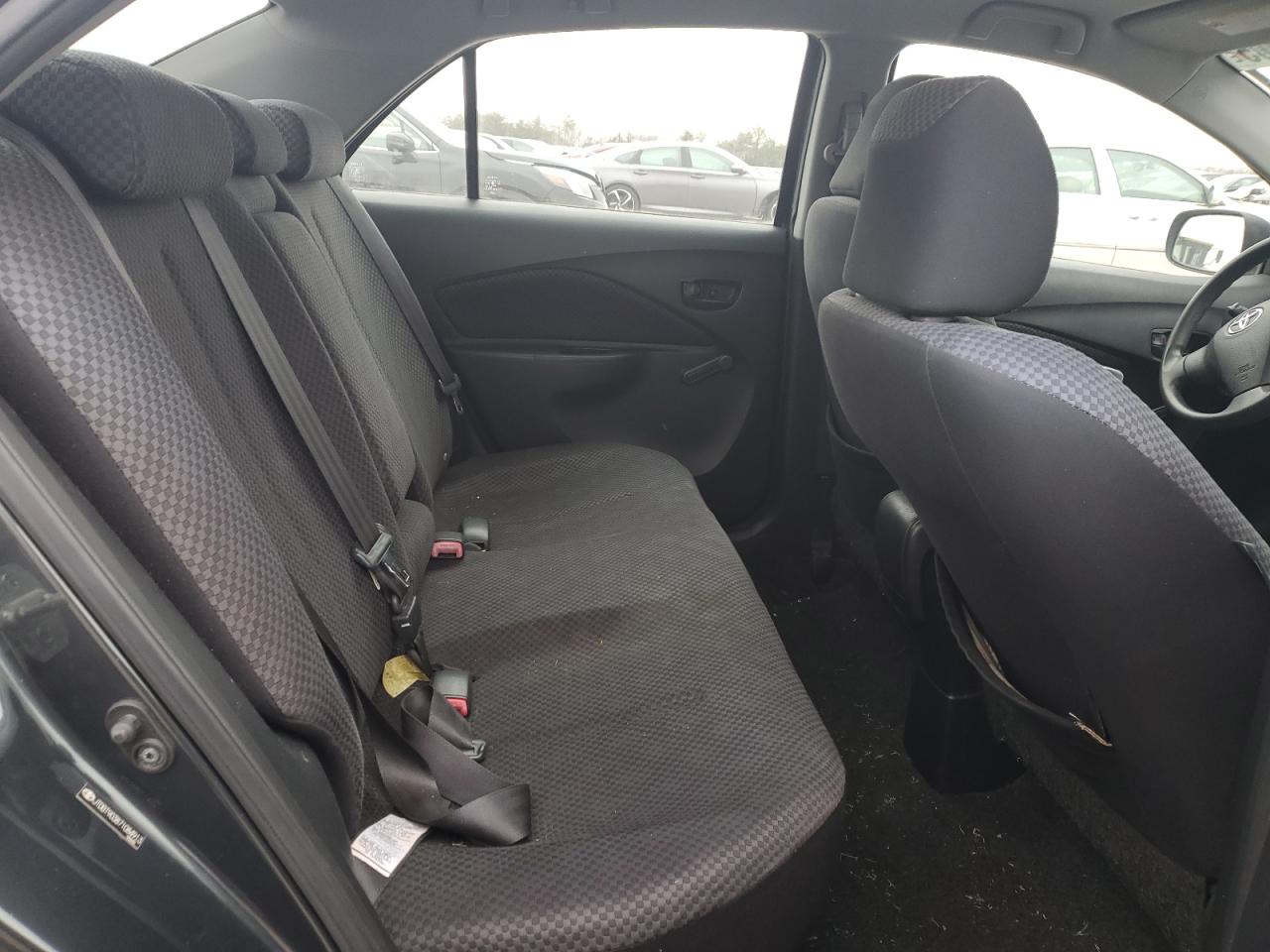 2007 Toyota Yaris - Image 11