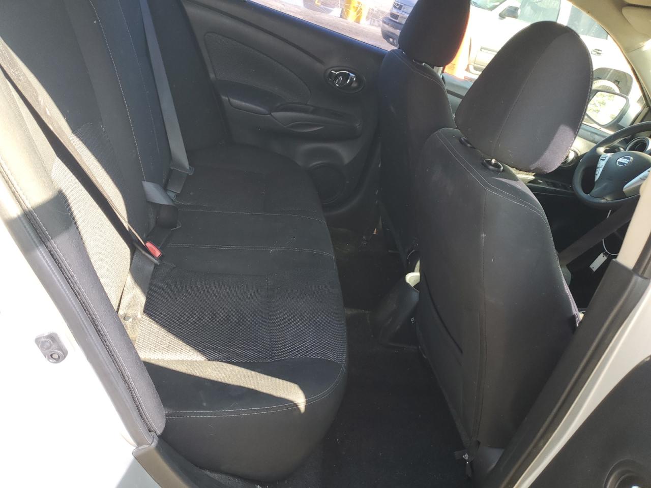 2019 Nissan Versa - Image 10