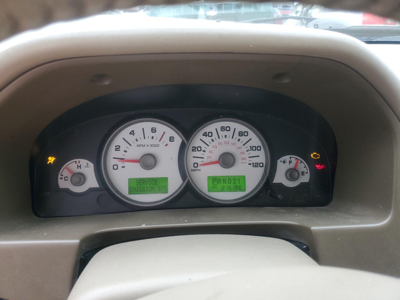 2005 Ford Escape - Image 9