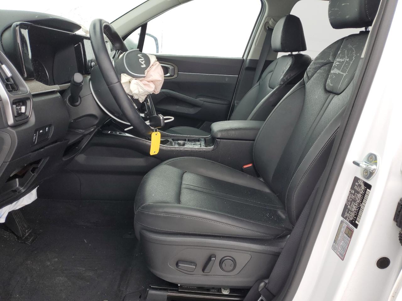 2023 Kia Sorento - Image 7