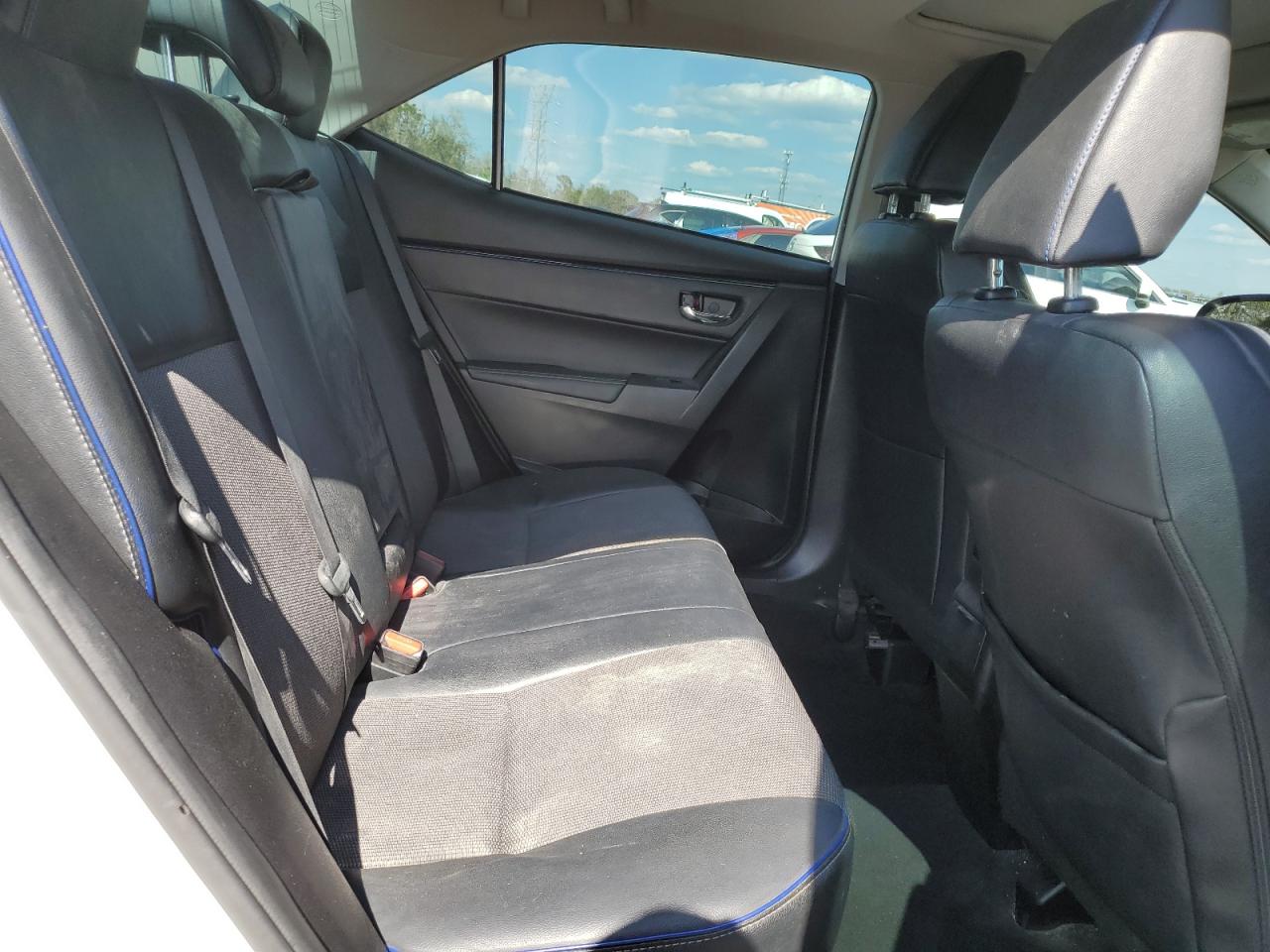 2017 Toyota Corolla - Image 10