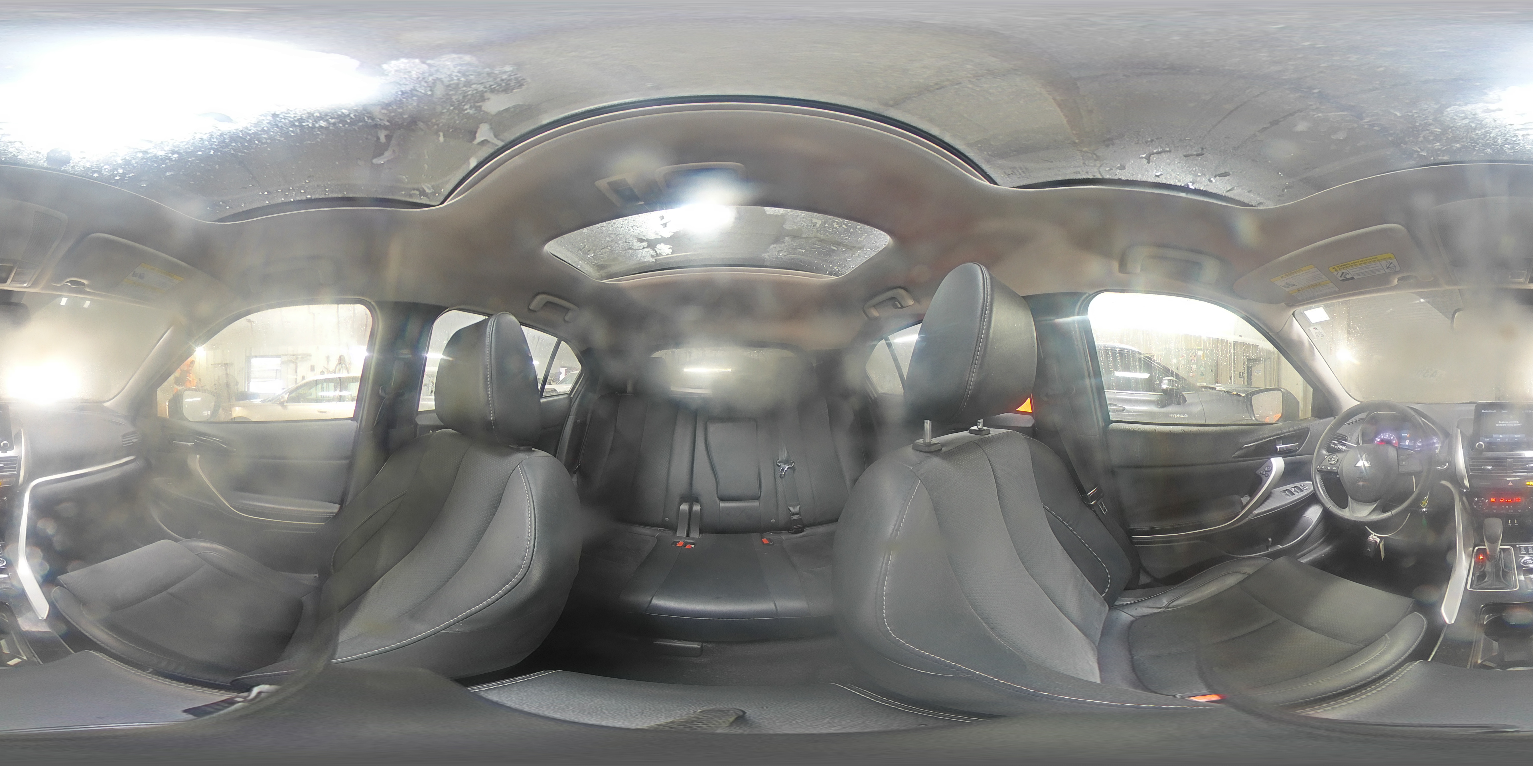 2022 Mitsubishi Eclipse - Image 15