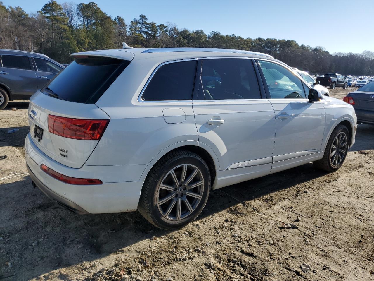 2017 Audi Q7 - Image 3