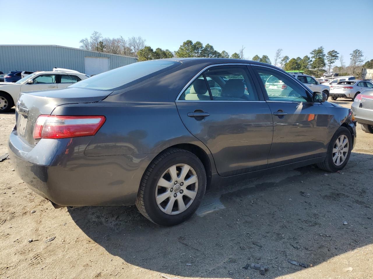 2009 Toyota Camry - Image 3