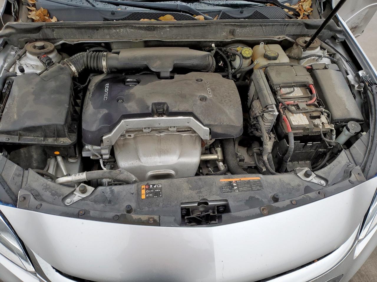 2016 Chevrolet Malibu - Image 11