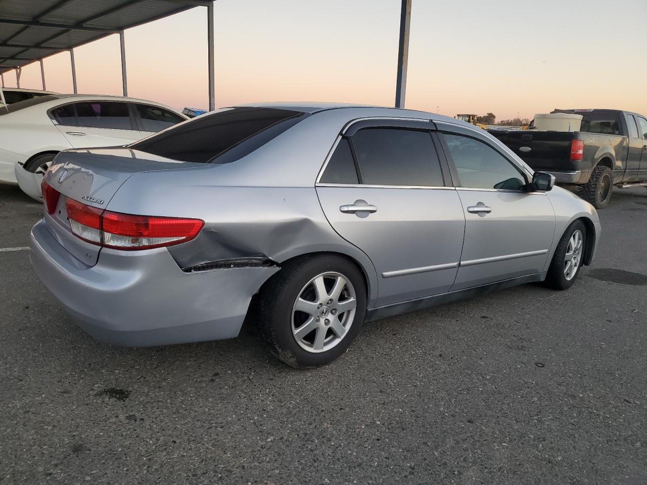 2004 Honda Accord - Image 3
