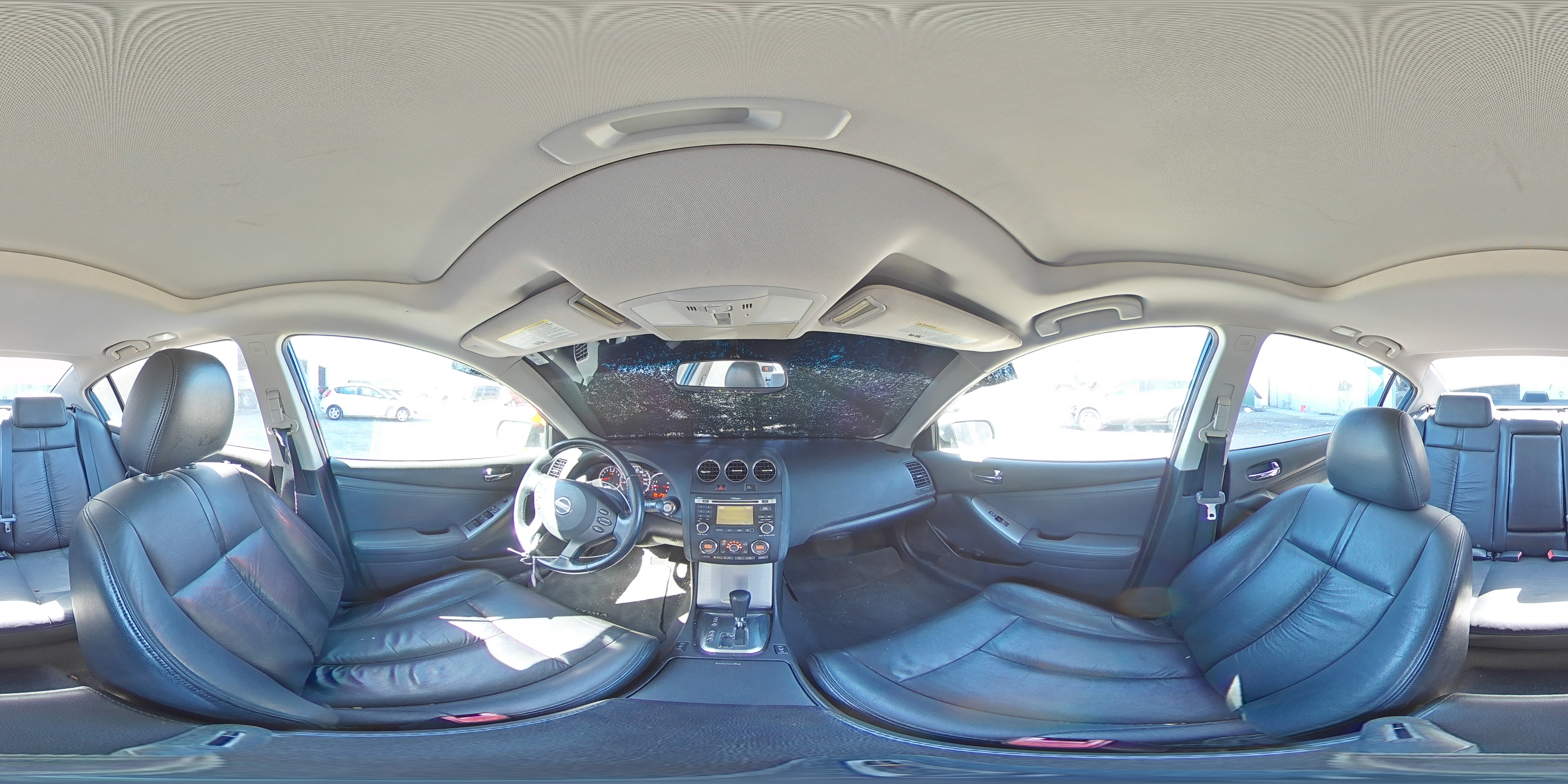 2010 Nissan Altima - Image 12