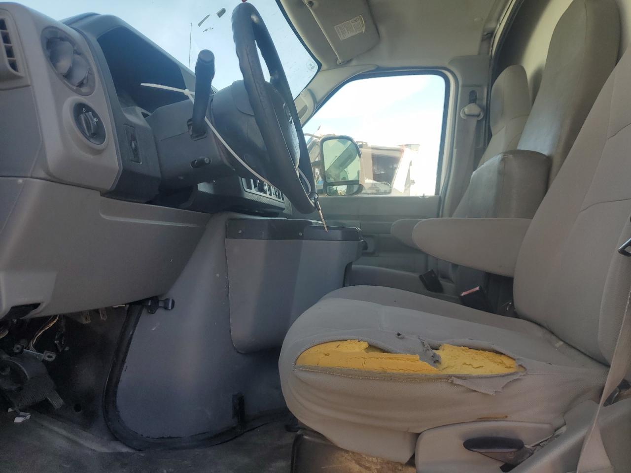2013 Ford Econoline - Image 7