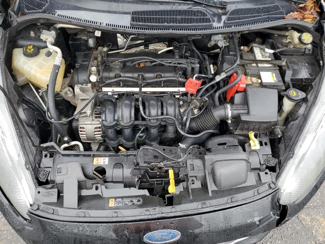 2015 Ford Fiesta - Image 11
