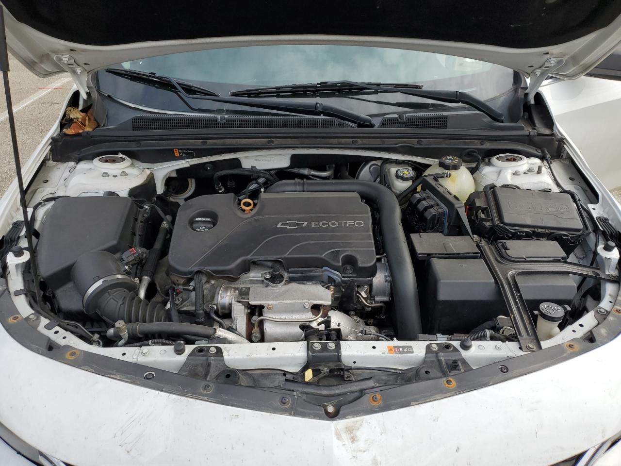 2017 Chevrolet Malibu - Image 11