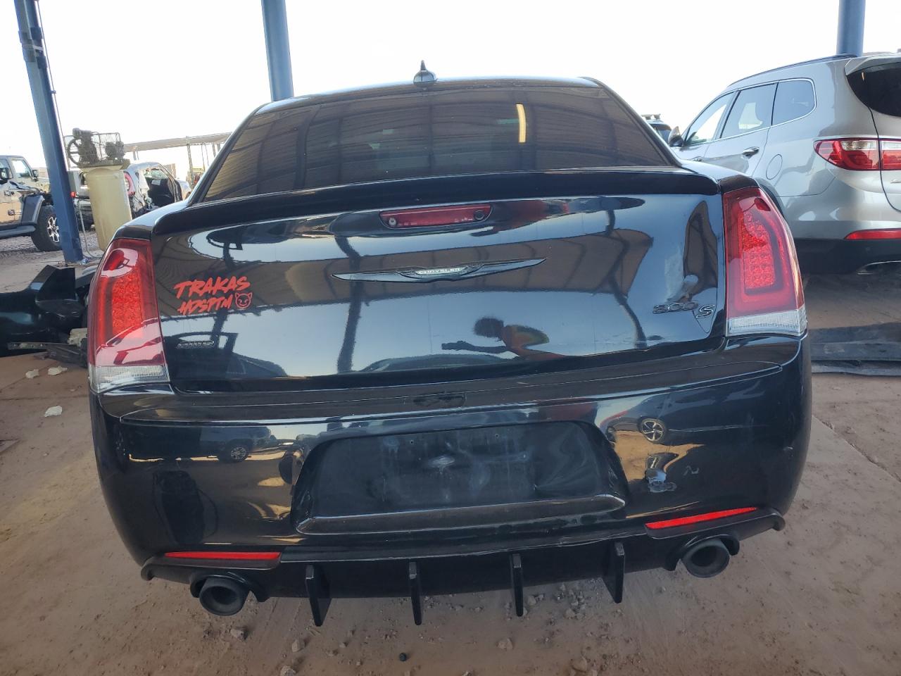 2018 Chrysler 300 - Image 6