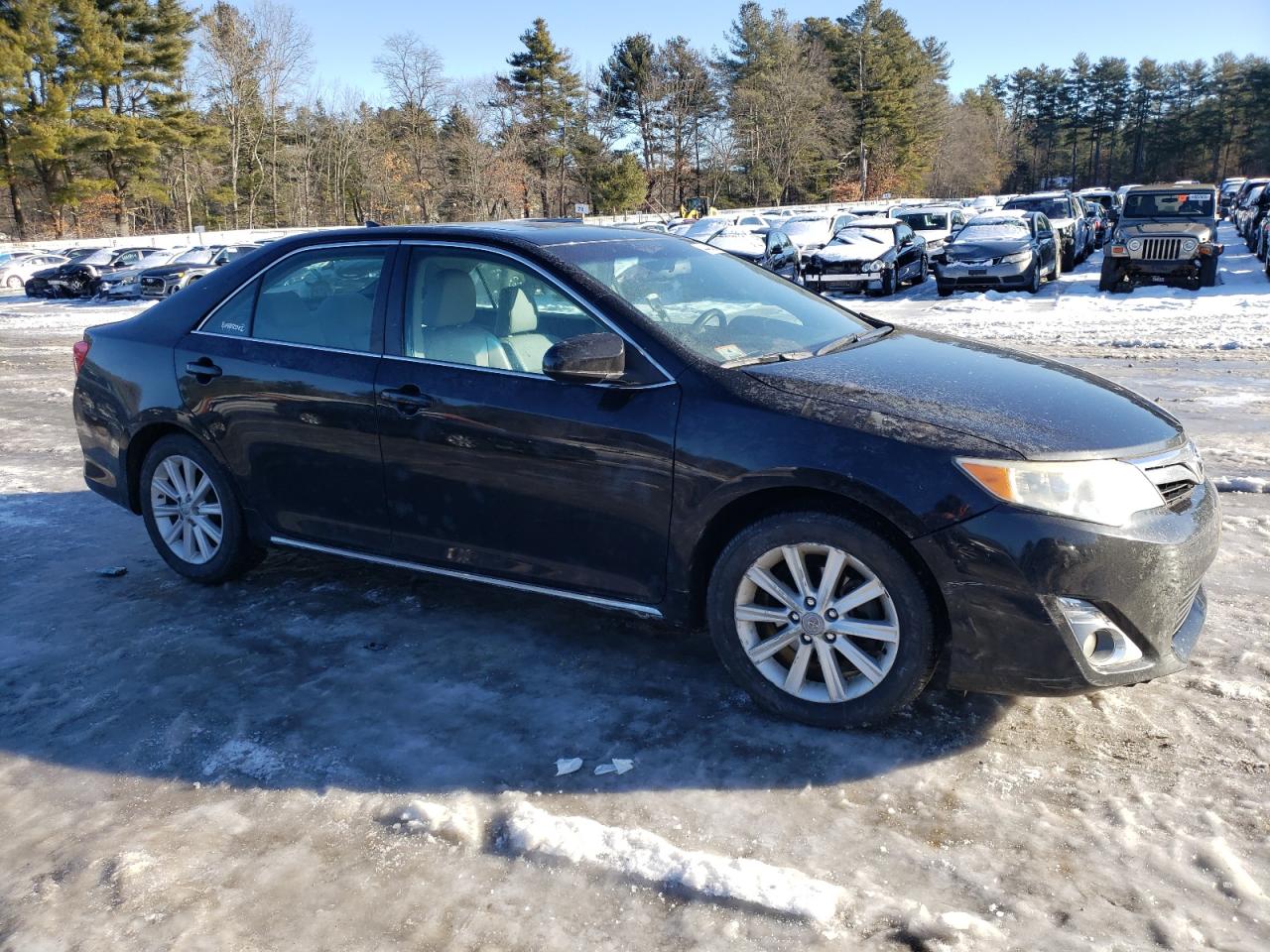 2012 Toyota Camry - Image 4