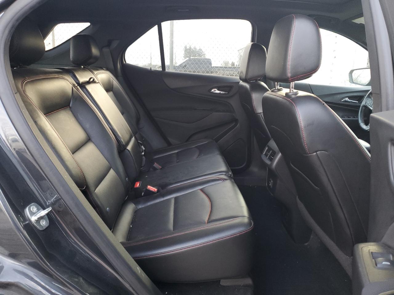 2022 Chevrolet Equinox - Image 11
