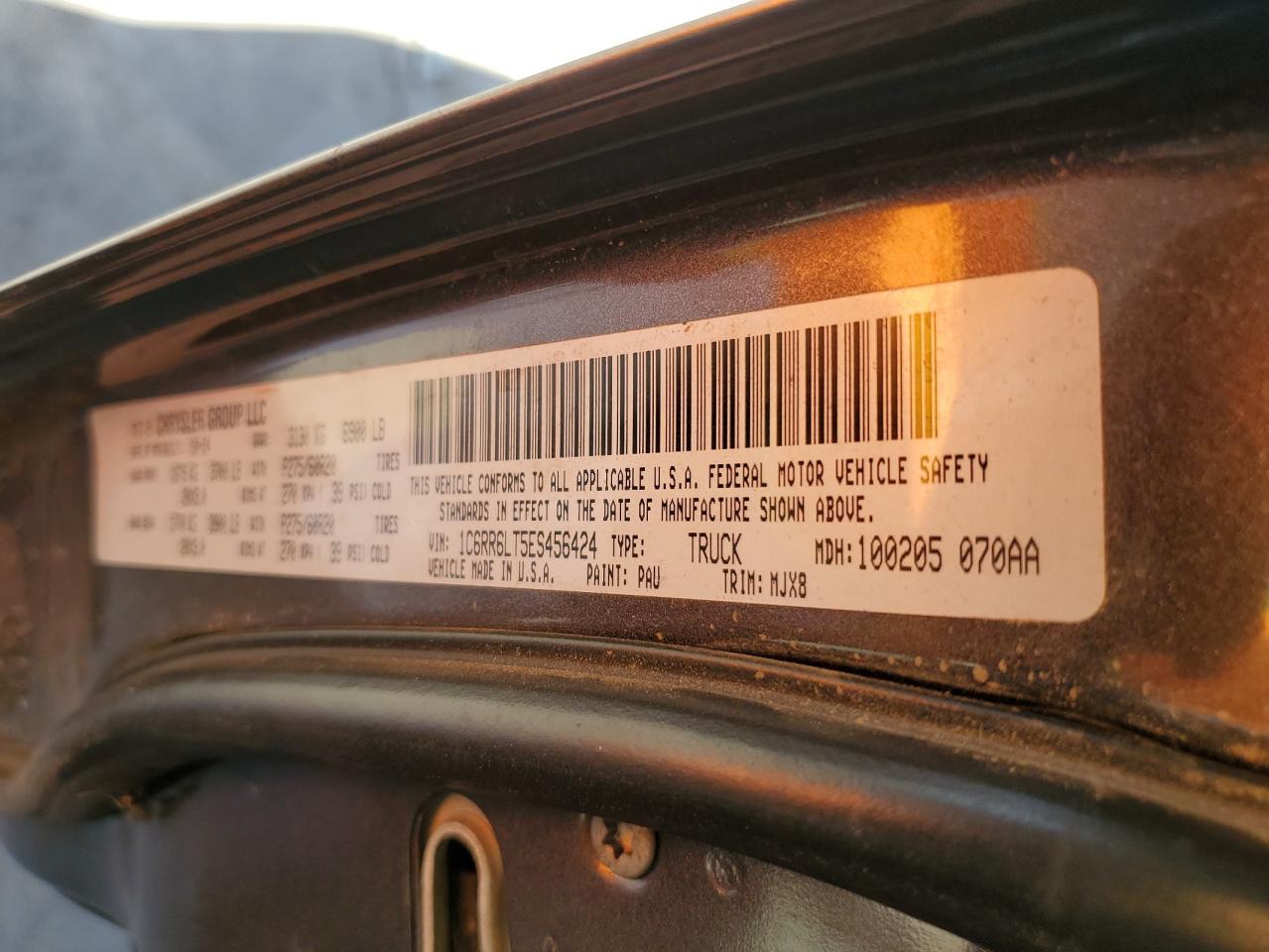 2014 RAM 1500 - Image 12