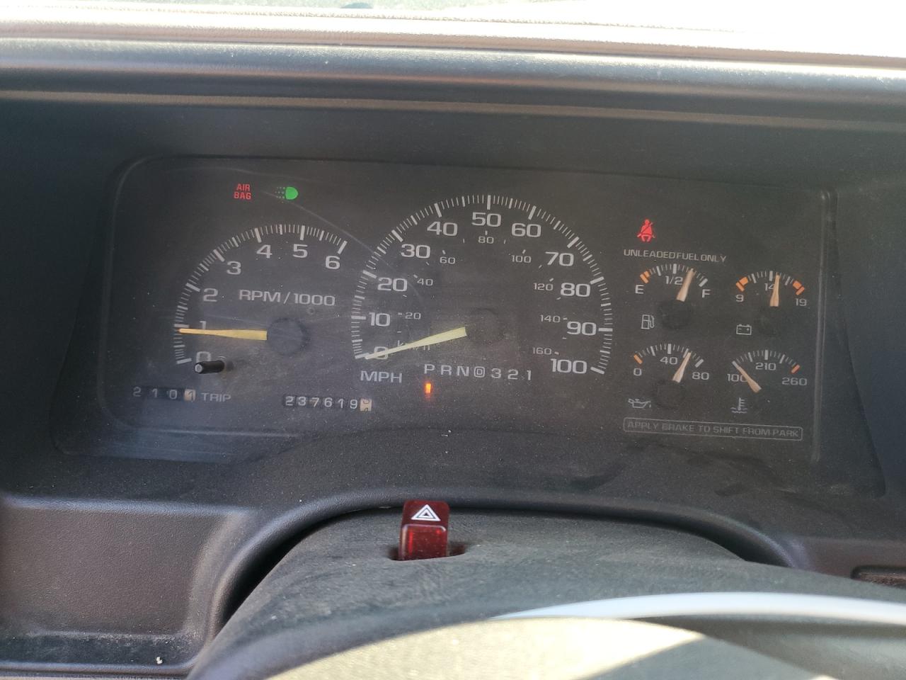 1998 Chevrolet GMT-400 - Image 9