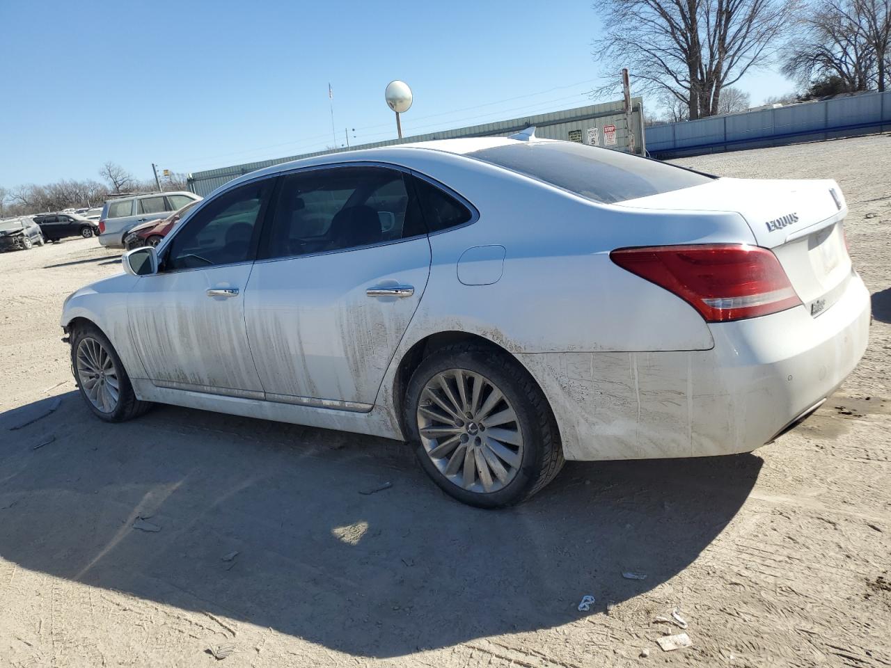 2014 Hyundai Equus - Image 2
