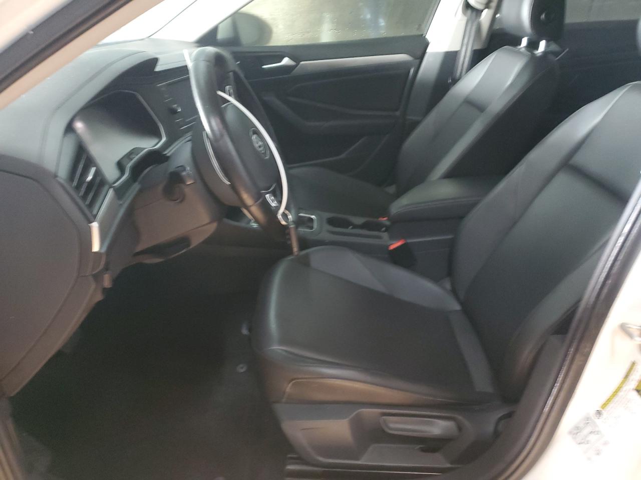 2019 Volkswagen Jetta - Image 7