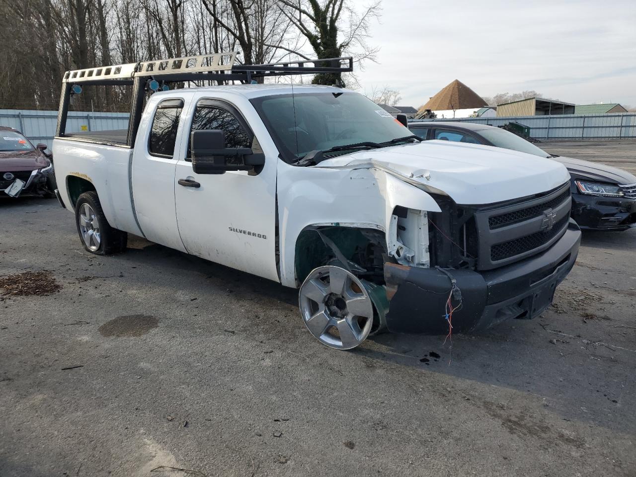 2009 Chevrolet Silverado - Image 4