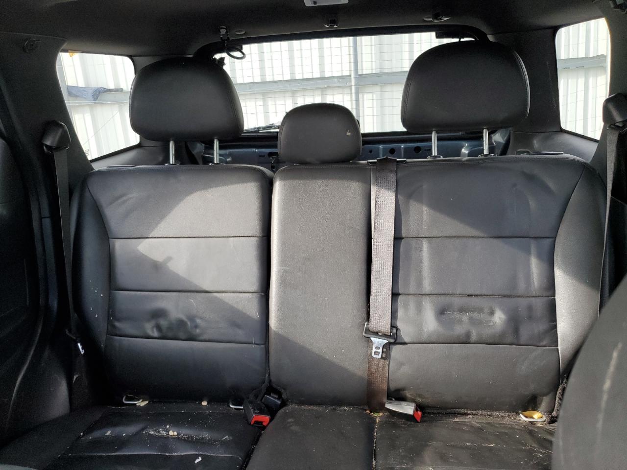2011 Ford Escape - Image 10