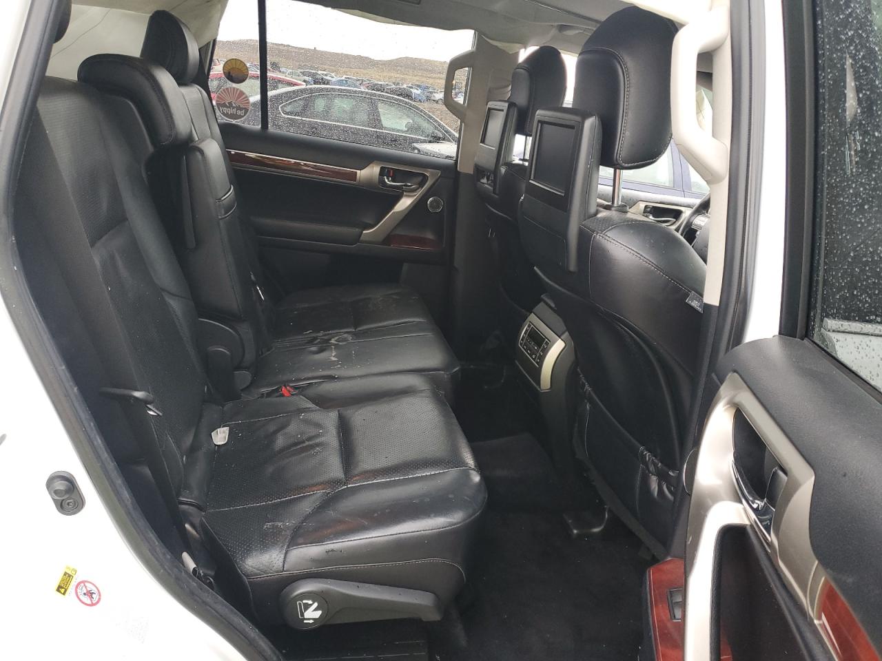2013 Lexus GX - Image 12