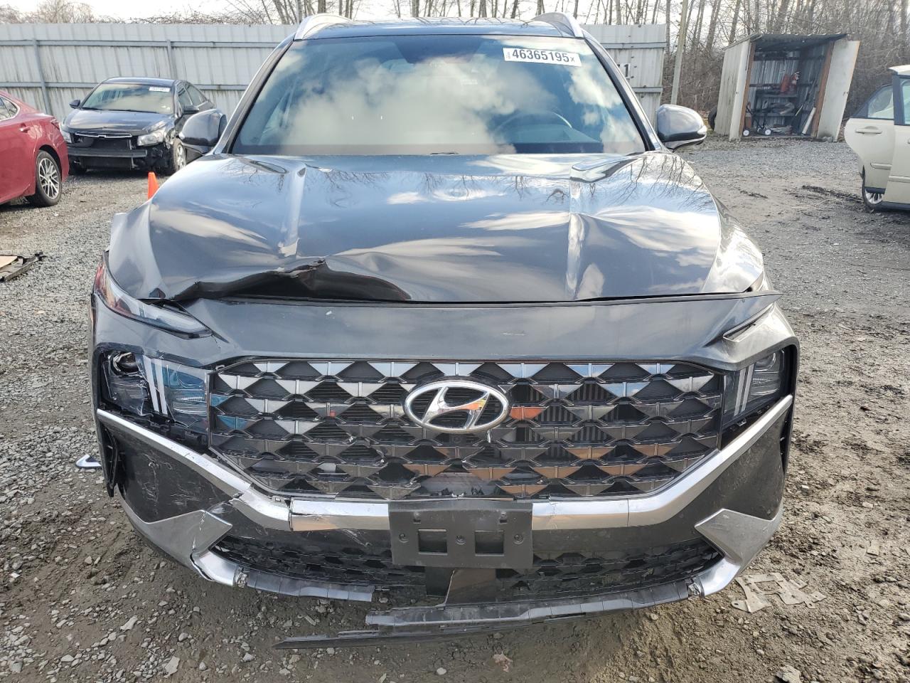 2023 Hyundai Santa Fe - Image 5