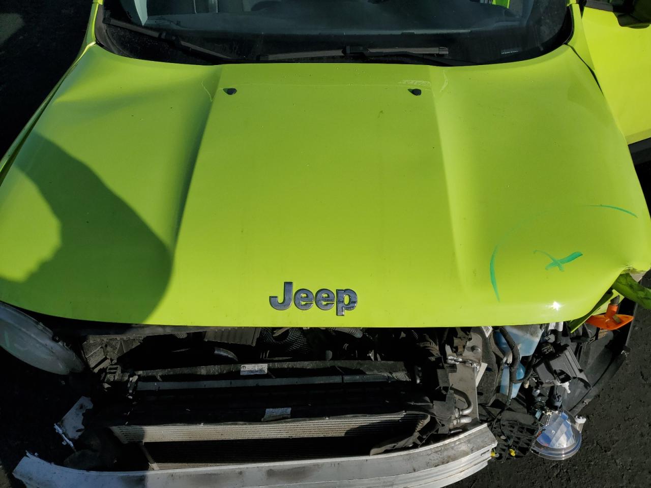 2018 Jeep Renegade - Image 12
