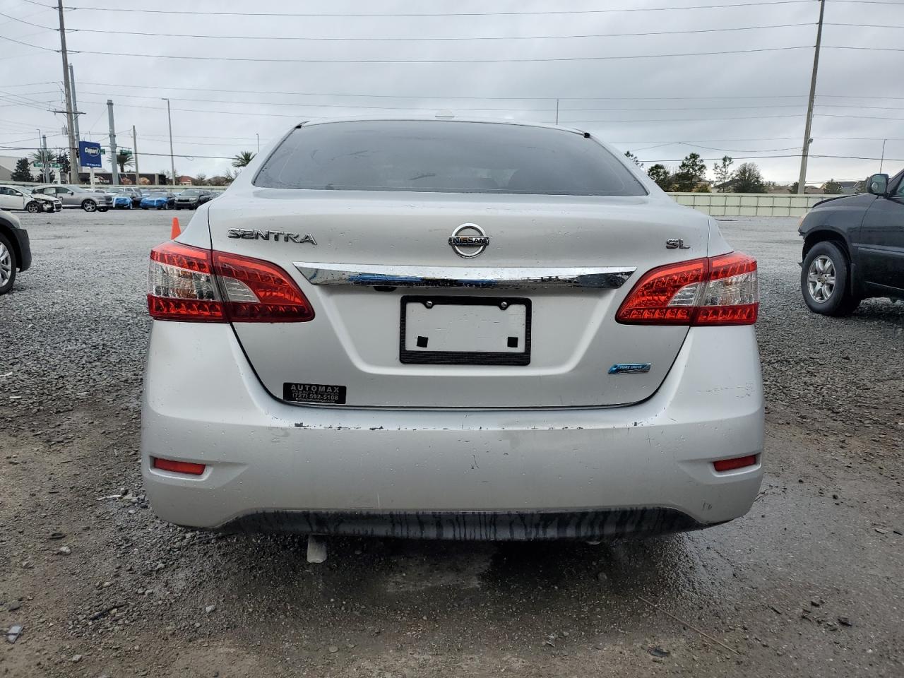 2013 Nissan Sentra - Image 6