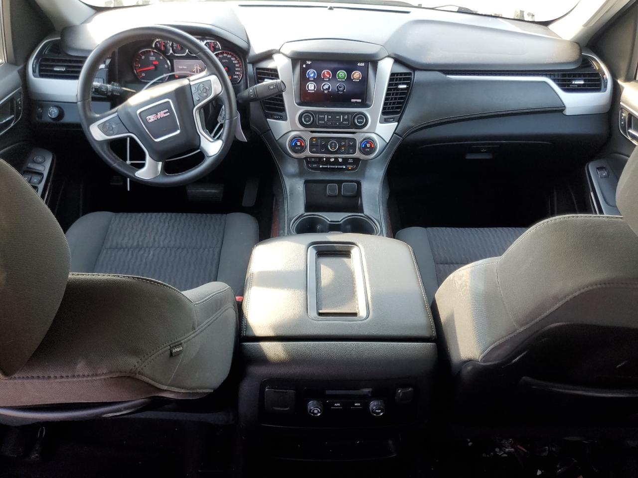 2015 GMC Yukon - Image 8