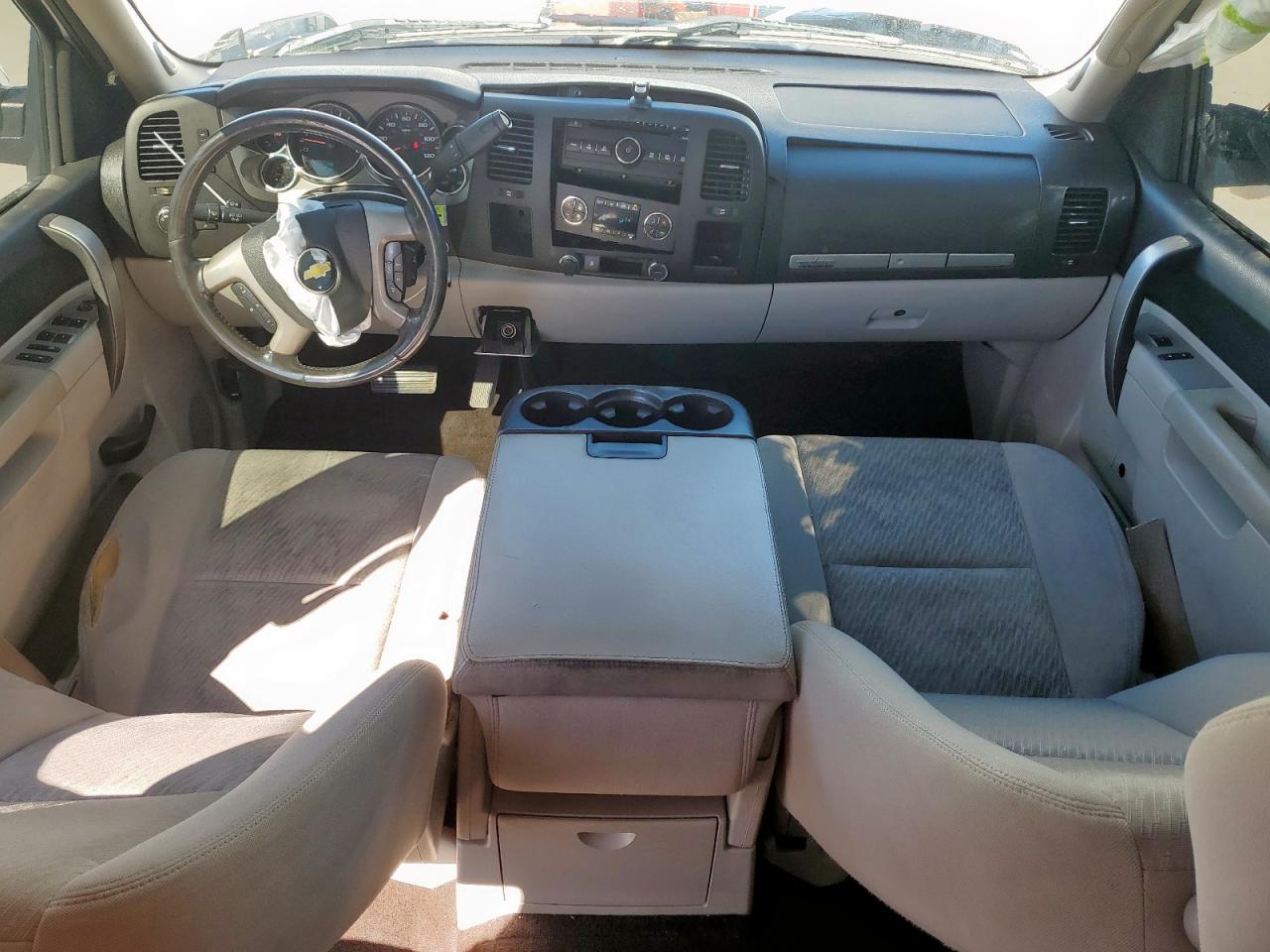 2010 Chevrolet Silverado C1500 Lt VIN: 3GCRCSE07AG233647 Lot: 46741705