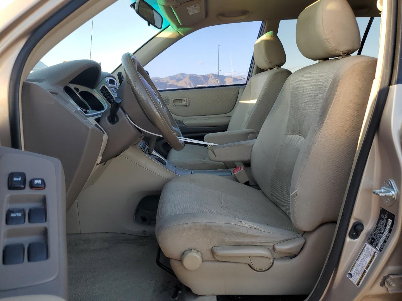 2004 Toyota Highlander - Image 7