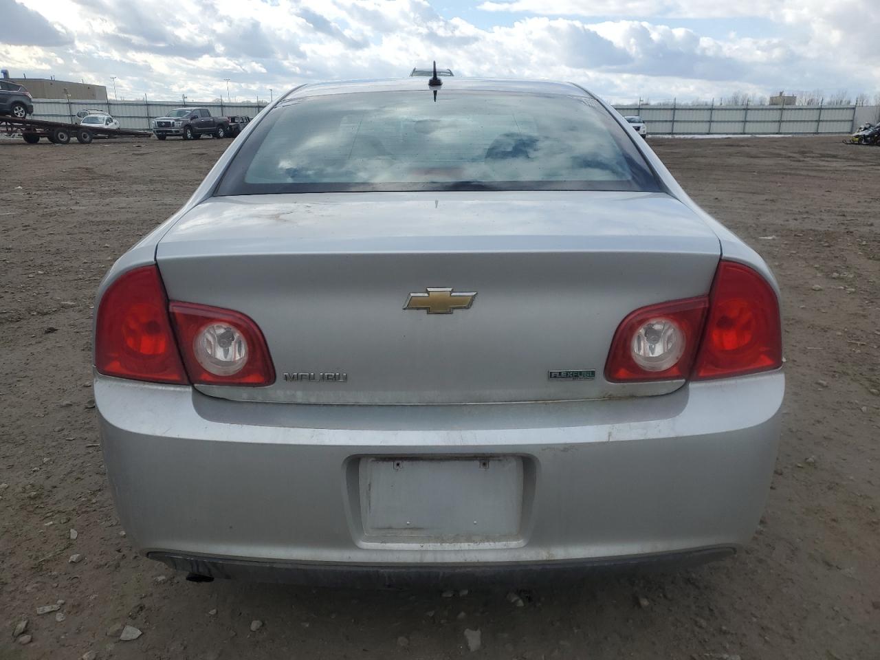 2011 Chevrolet Malibu - Image 6