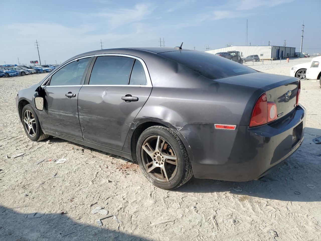 2011 Chevrolet Malibu - Image 2