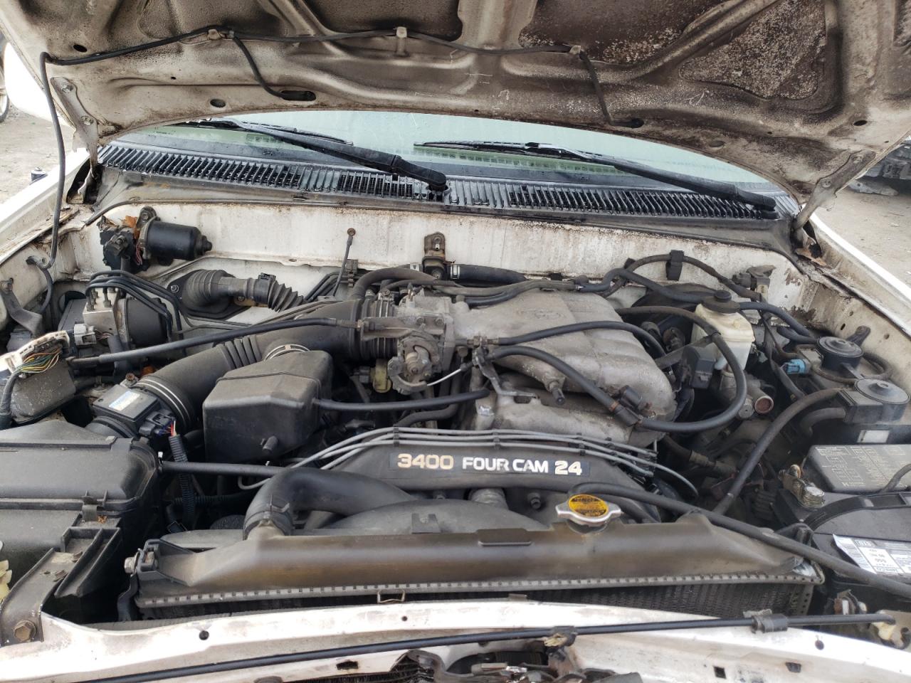 1998 Toyota 4Runner - Image 12