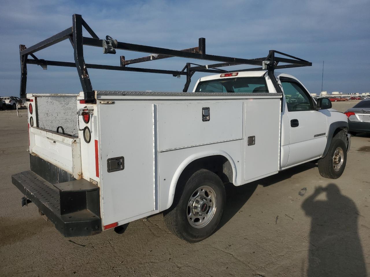 2005 GMC Sierra - Image 3