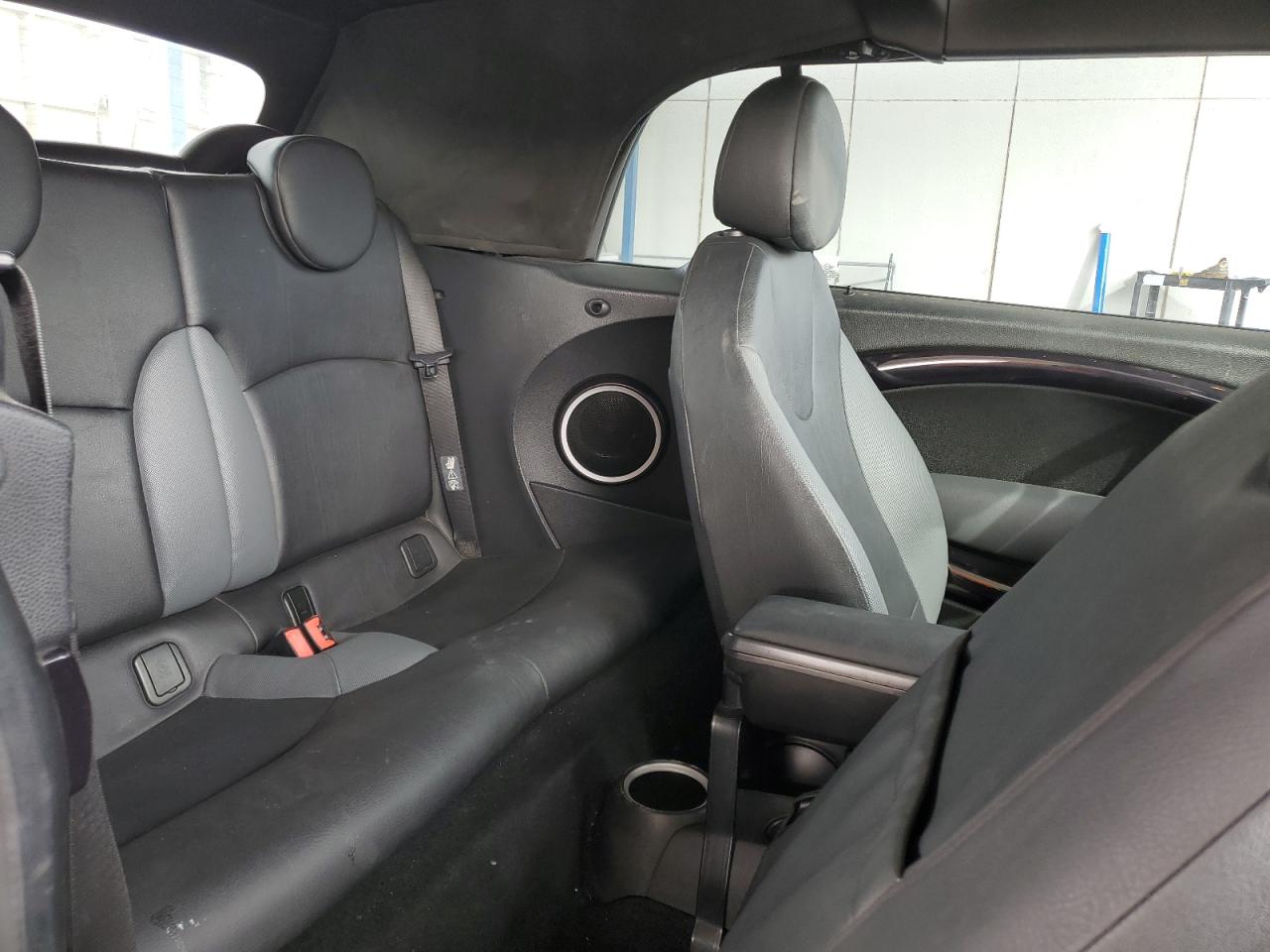 2010 MINI Cooper - Image 10