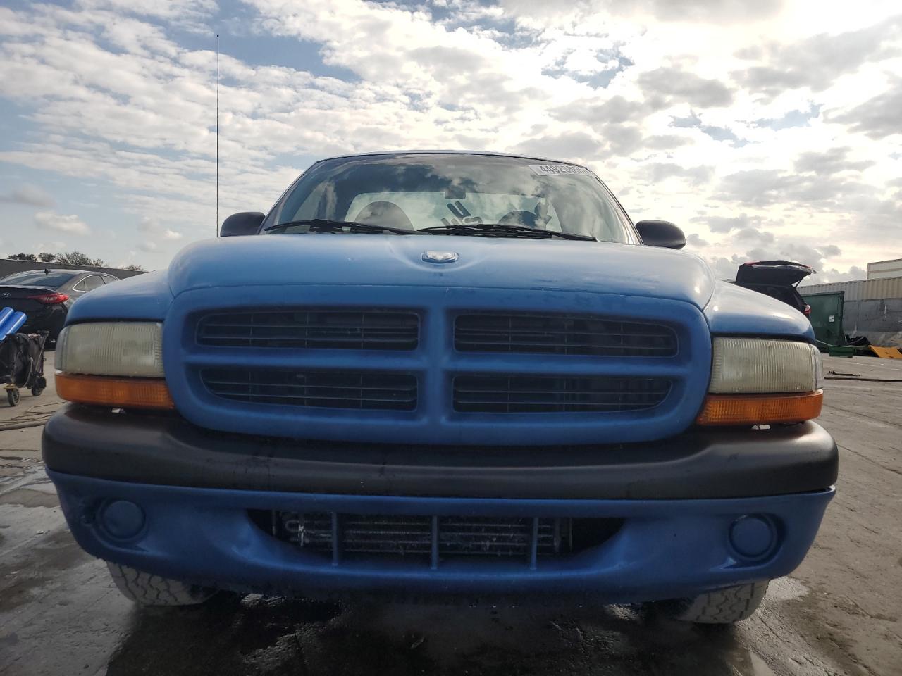 1998 Dodge Dakota - Image 5