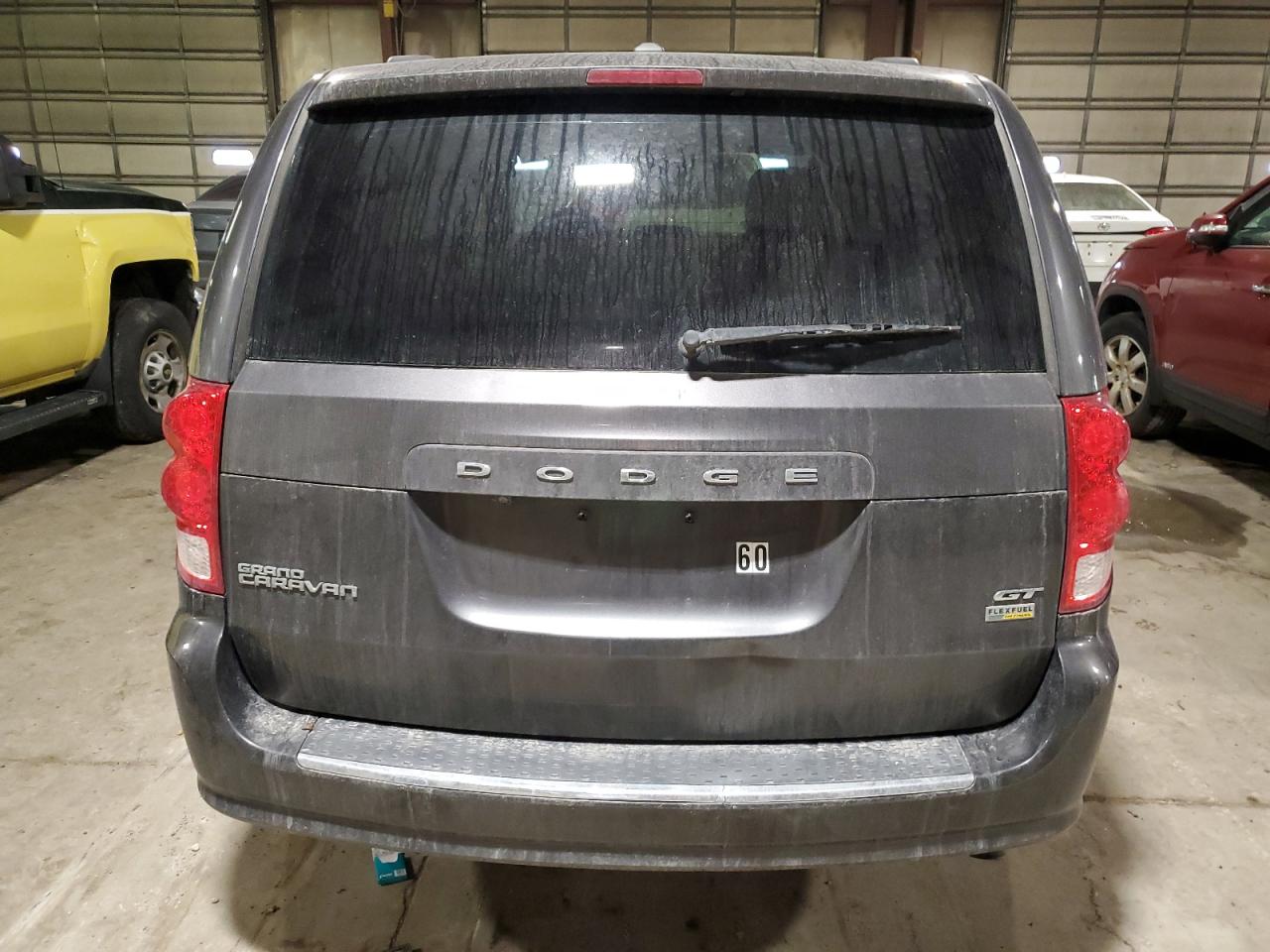 2019 Dodge Caravan - Image 6