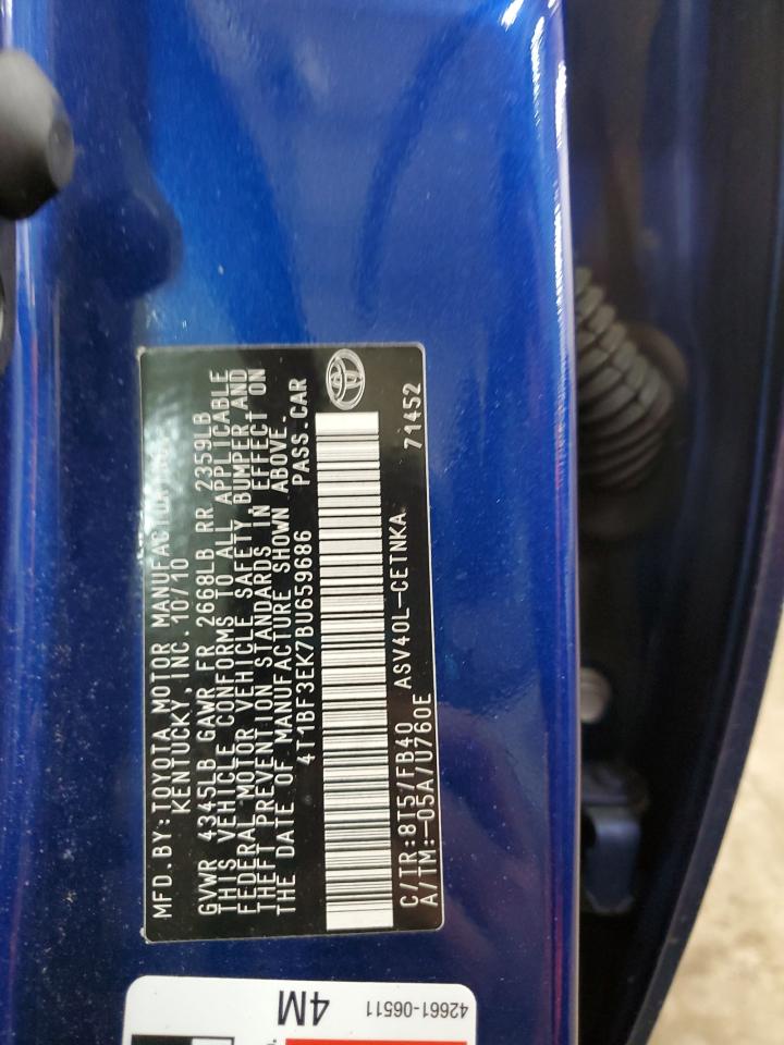 2011 Toyota Camry - Image 14