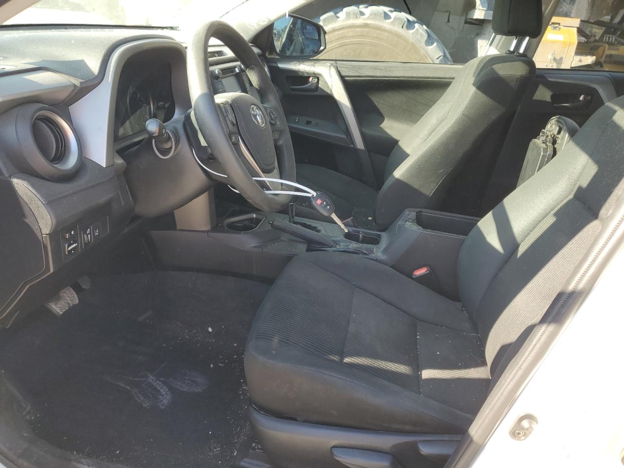 2017 Toyota RAV 4 - Image 7