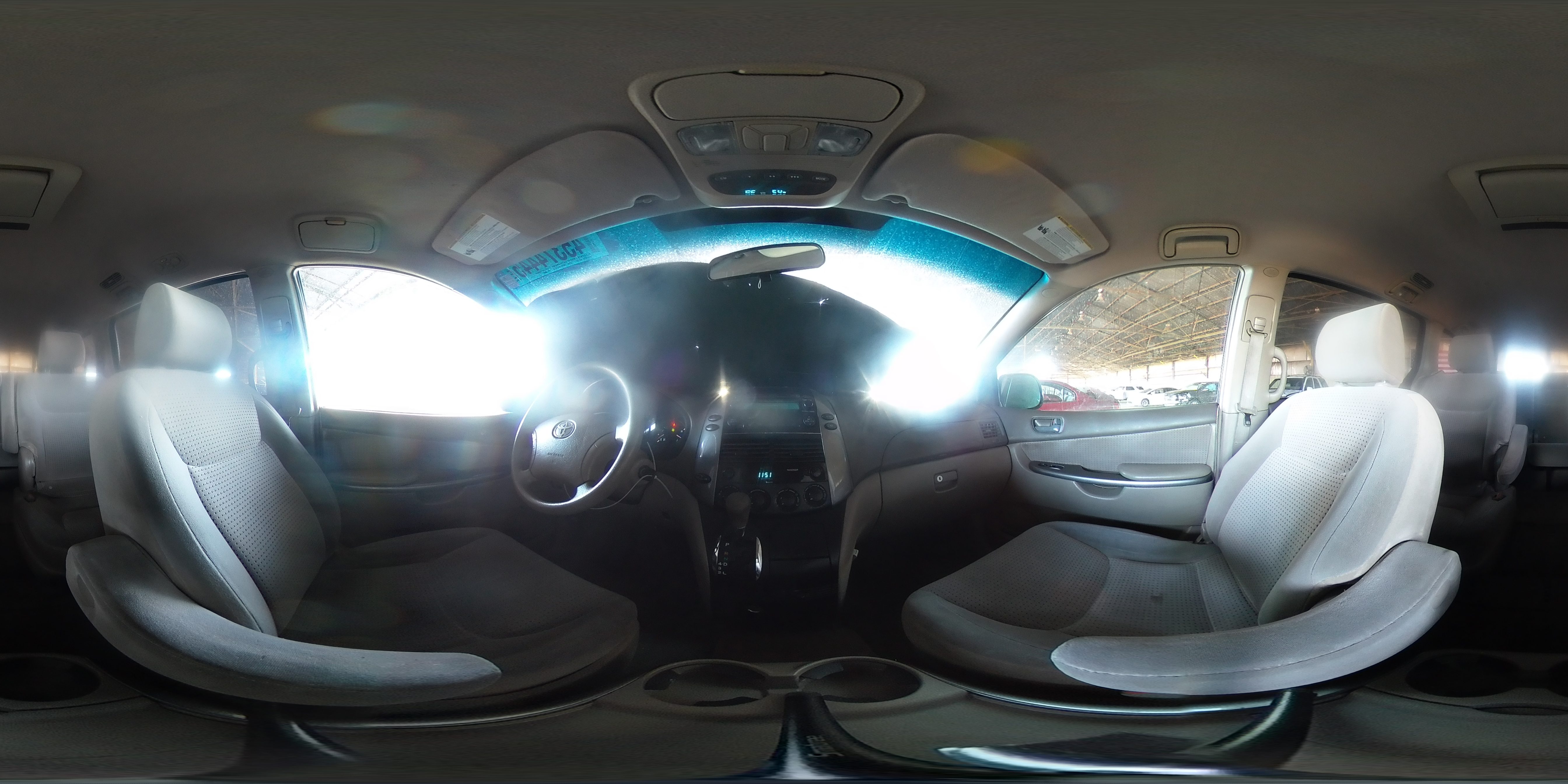 2006 Toyota Sienna - Image 14